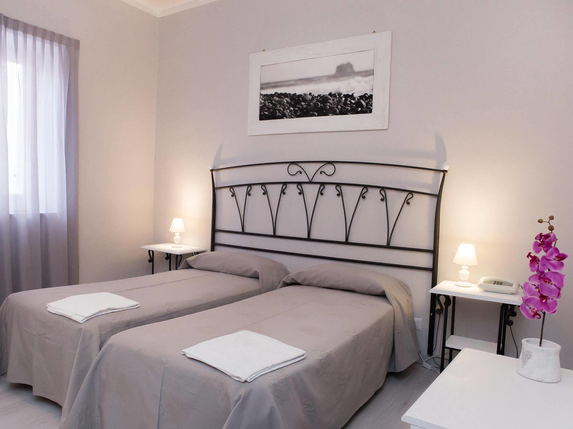 Hotel Odissea Canneto  Exteriér fotografie